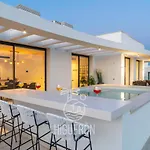 Higueronrentals Paradise Lift Апартаменти